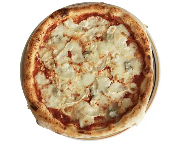 Manger une pizza 4 fromages au Rheu, Le Rheu, DAMA ROSSA